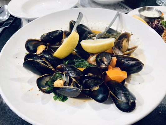 Mission Street Oyster Bar by null