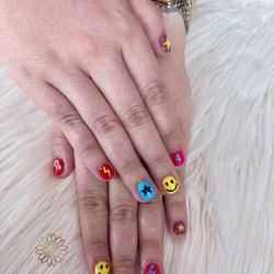Sunflower Nails & Spa - Summer nail design