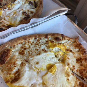 Zaatar N More - Pizza Near Me - Northridge, California Zaatar N More - Pizza Near Me - Northridge, California