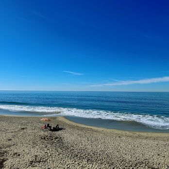 Driftwood Kitchen - Seafood Near Me - Laguna Beach, California Driftwood Kitchen - Seafood Near Me - Laguna Beach, California