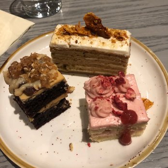 Epping's on Eastside - Epping's Cake Flight - Bars Near Me - Lexington, Kentucky Epping's on Eastside - Epping's Cake Flight - Bars Near Me - Lexington, Kentucky