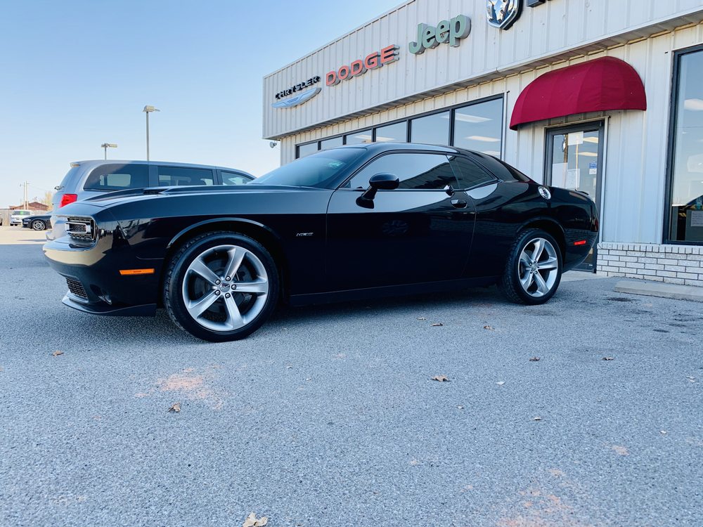 JOHNNY ROBERTS MOTORS Updated October 2024 182 Photos 1706 E