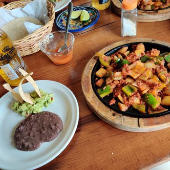 Rincón Poblano - Tacos de Chorizo. But mostly onions and green peppers with a dash of Chorizo. - Bars Near Me - Tulum, ROO