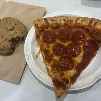 Costco Wholesale - A slice of pepperoni pizza and a chocolate chunk cookie - Wholesale Stores Near Me - Toledo, Ohio Costco Wholesale - A slice of pepperoni pizza and a chocolate chunk cookie - Wholesale Stores Near Me - Toledo, Ohio
