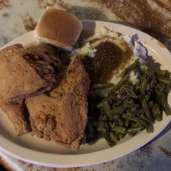 Eagle's Nest - Comfort Food Near Me - Addieville, Illinois Eagle's Nest - Comfort Food Near Me - Addieville, Illinois