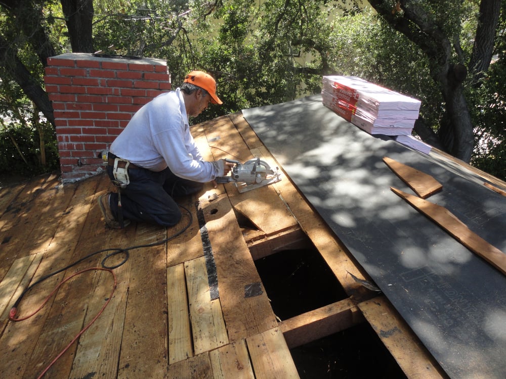 Slide of Lansford Roofing