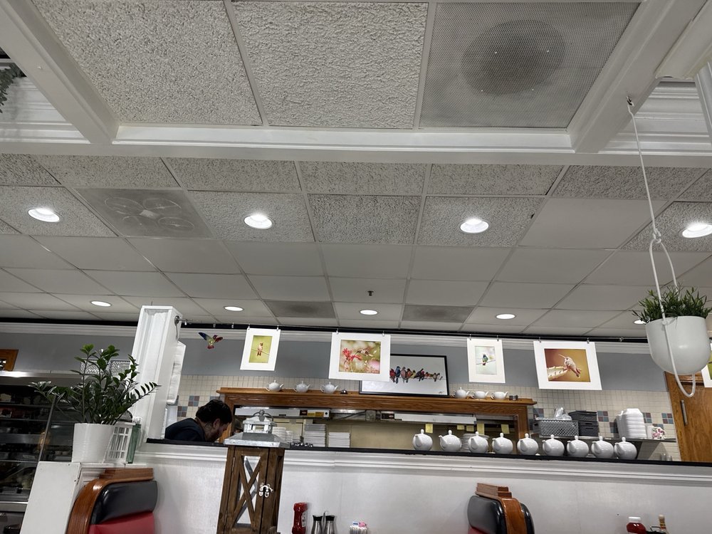 Hummingbird Restaurant