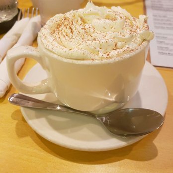 Le Peep Cafe - Cinnamon roll latte - Breakfast & Brunch Near Me - San Antonio, Texas Le Peep Cafe - Cinnamon roll latte - Breakfast & Brunch Near Me - San Antonio, Texas