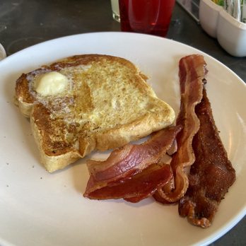 Hershey Pantry - Sourdough Bread French Toast and Bacon. - Breakfast & Brunch Near Me - Hershey, Pennsylvania Hershey Pantry - Sourdough Bread French Toast and Bacon. - Breakfast & Brunch Near Me - Hershey, Pennsylvania