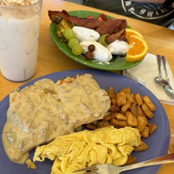 Doodles - Biscuits & Biscuit and Gravy - Breakfast Pigs and Puffs (4pcs) - Breakfast - Breakfast & Brunch Near Me - Lexington, Kentucky Doodles - Biscuits & Biscuit and Gravy - Breakfast Pigs and Puffs (4pcs) - Breakfast - Breakfast & Brunch Near Me - Lexington, Kentucky