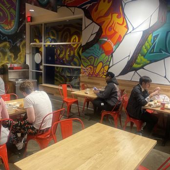 Dave's Hot Chicken - Halal Near Me - Tonawanda, New York
