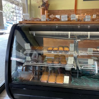 Fendu Boulangerie - Bakeries Near Me - Honolulu, Hawaii