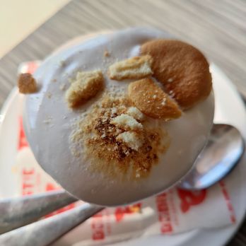 DOMESTIC - Another angle of the banana pudding, here's a POV of you about to dig in - Barbeque Near Me - La Puente, California
