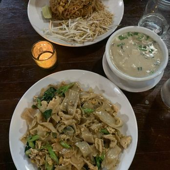 Super Thai Cuisine - pad thai, pad see-ew, tom kha - Thai Near Me - Austin, Texas Super Thai Cuisine - pad thai, pad see-ew, tom kha - Thai Near Me - Austin, Texas