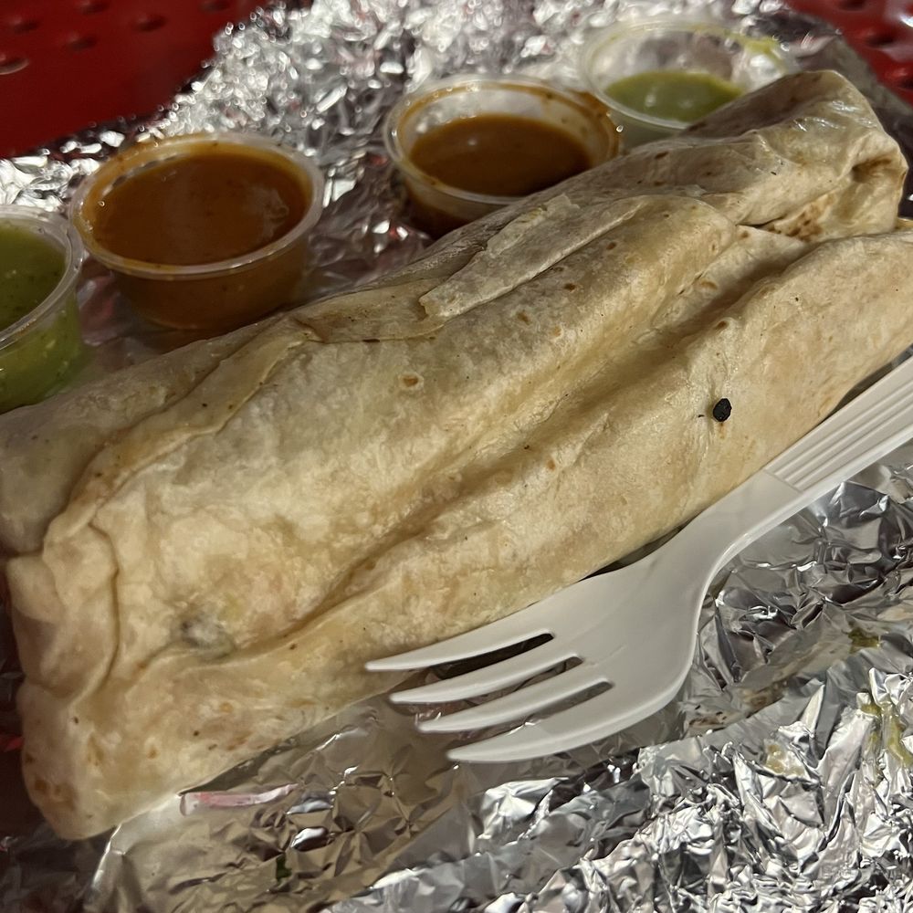 El Roy's Express Mex - Shrimp burrito - Mexican Near Me - Petaluma, California