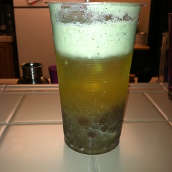 Chopstix - This what they delivered to me! This is suppose to be a kiwi boba!! WTF is this!!! Disgusting!!! - Vietnamese Near Me - Monterey, California
