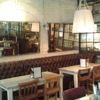 Bill's - British Near Me - London, XGL