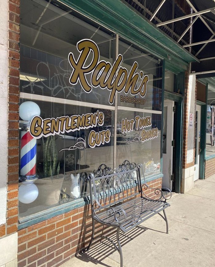 Ralph's Barbershop Logo