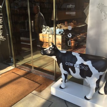 Cow Books 中目黒 Bookstores 青葉台1 14 11 目黒区 東京都 Japan Phone Number Yelp