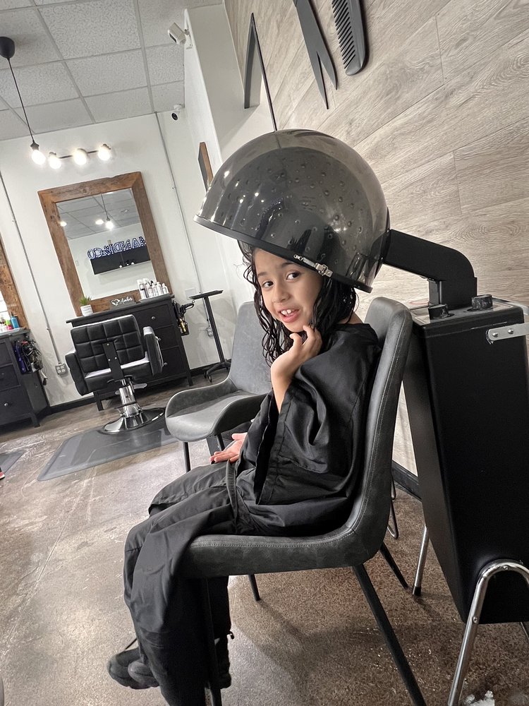 MANDI & CO. SALON Updated September 2024 578 Photos & 265 Reviews