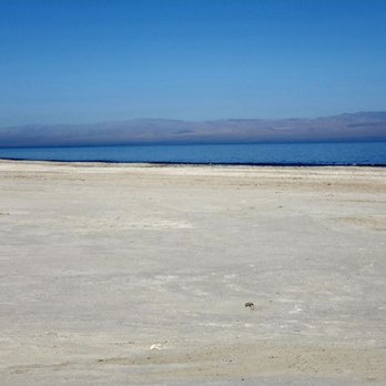 Salton Sea - Beaches Near Me - Desert Shores, California