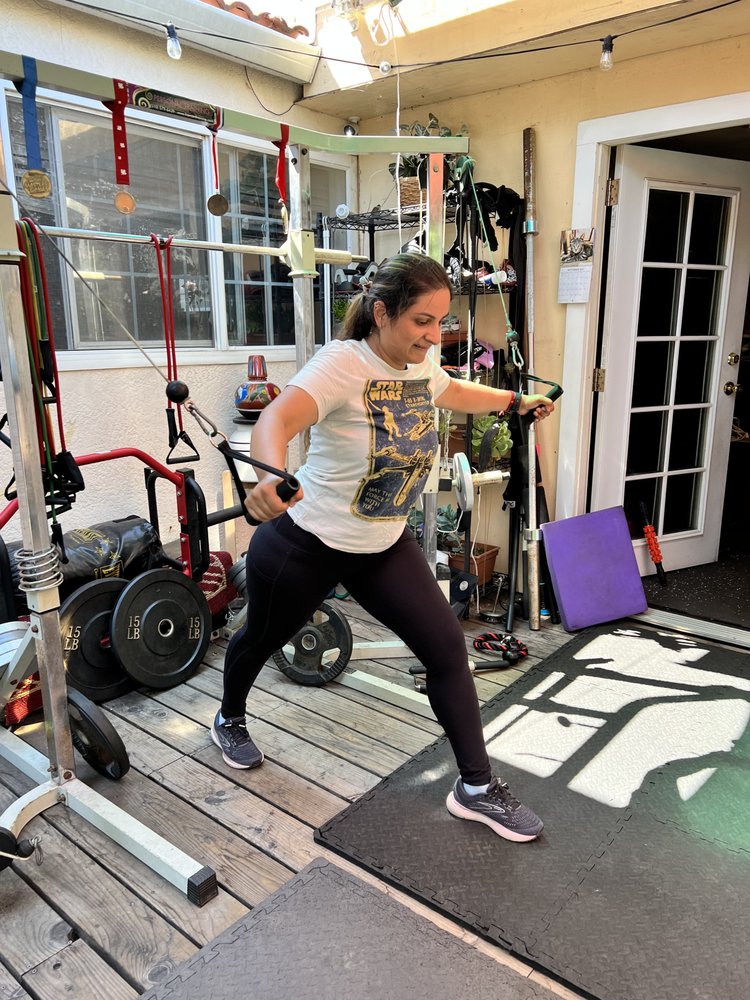 FitBody Training Logo