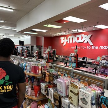 max shopping near me