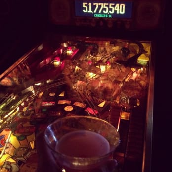 EightyTwo - Pinball and booze - Bars Near Me - Los Angeles, California