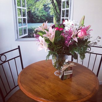 Simply Stunning Floral Design - Florists Near Me - West Babylon, New York
