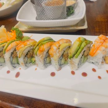 SriThai  Thai Kitchen & Sushi Bar - Duluth - Japanese Near Me - Duluth, Georgia
