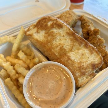 Raising Cane's Chicken Fingers - Love the sauce that comes with their meals - Chicken Shop Near Me - Vacaville, California