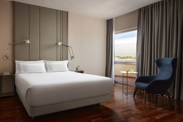 Hotel NH Luz Huelva by null