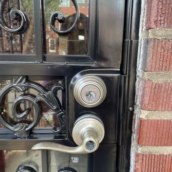 Smoot Key and Lock - Both locks were destroyed. The top lock wasn't locked. - Keys & Locksmiths Near Me - Temple Hills, Maryland Smoot Key and Lock - Both locks were destroyed. The top lock wasn't locked. - Keys & Locksmiths Near Me - Temple Hills, Maryland