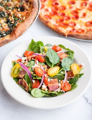 Amici's East Coast Pizzeria by null