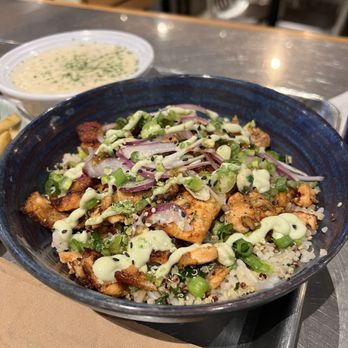 California Fish Grill - Wasabi Bowl with salmon - Seafood Near Me - Thousand Oaks, California