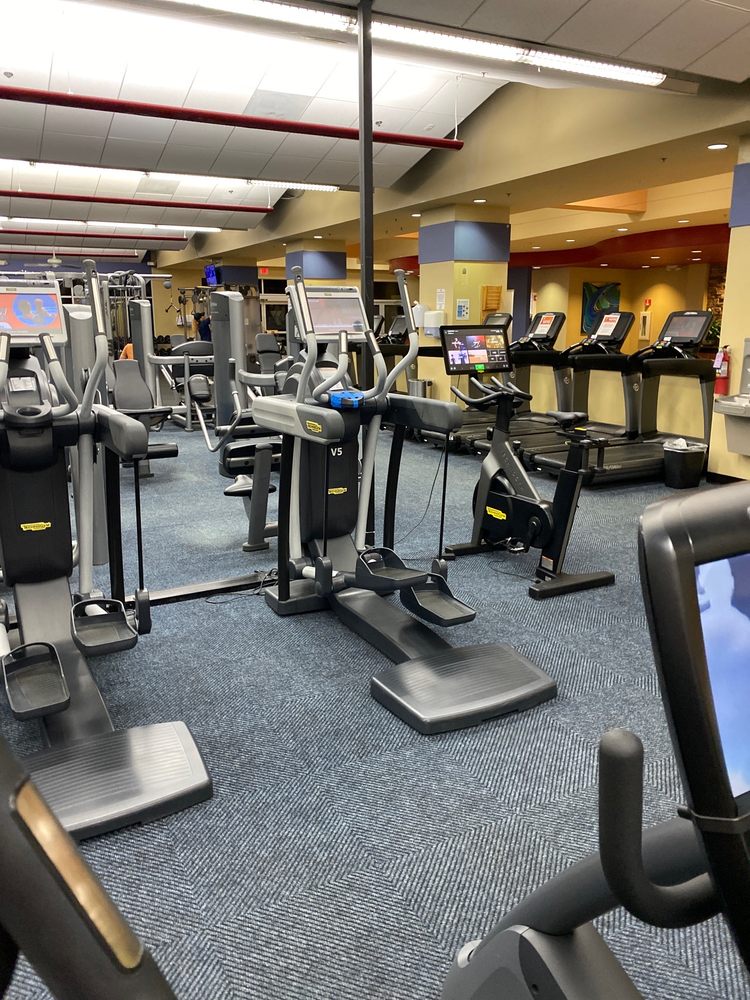 WINTER PARK YMCA FAMILY CENTER 40 Photos & 32 Reviews 1201 N Lakemont Ave, Winter Park