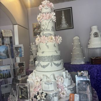 Who Made the Cake! - Desserts Near Me - Houston, Texas Who Made the Cake! - Desserts Near Me - Houston, Texas
