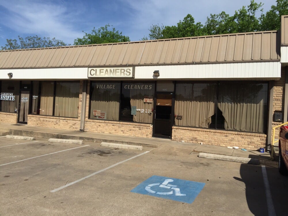 VILLAGE CLEANERS Updated June 2024 101 Sage St, Terrell, Texas