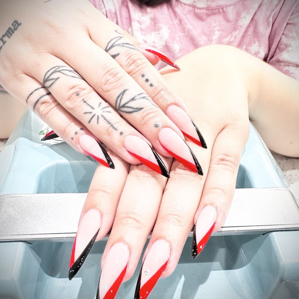 Luxe Nail Bar - Nail Salons Near Me - Tulsa, Oklahoma Luxe Nail Bar - Nail Salons Near Me - Tulsa, Oklahoma