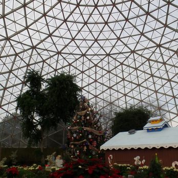 Mitchell Park Domes - Parks Near Me - Milwaukee, Wisconsin