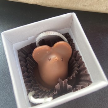 L.A. Burdick Handmade Chocolates - Chocolatiers & Shops Near Me - Cambridge, Massachusetts L.A. Burdick Handmade Chocolates - Chocolatiers & Shops Near Me - Cambridge, Massachusetts