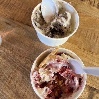 Blacksmith Ice Cream - Top: dough n' cookies Bottom: berry cheesecake - Ice Cream & Frozen Yogurt Near Me - Bountiful, Utah Blacksmith Ice Cream - Top: dough n' cookies Bottom: berry cheesecake - Ice Cream & Frozen Yogurt Near Me - Bountiful, Utah