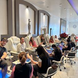 Heart’s Nail Spa