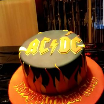 Nancy's Cake Designs - Beautiful cake designs by Nancy and her team! - Custom Cakes Near Me - Houston, Texas