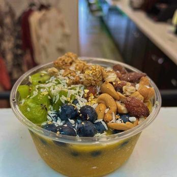 Fresh Manna - a bowl of fruit and nuts - Juice Bars & Smoothies Near Me - Waverly, Tennessee