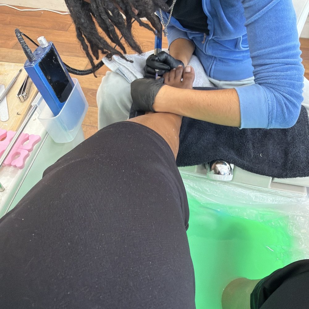Pedicure at Daily Glam