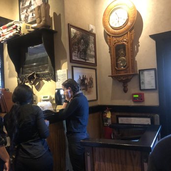 LongHorn Steakhouse - Steakhouses Near Me - Snellville, Georgia