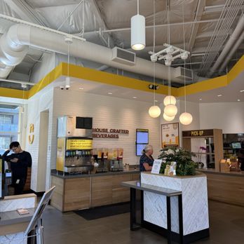 Starbird Chicken - Inside - Chicken Shop Near Me - Cupertino, California Starbird Chicken - Inside - Chicken Shop Near Me - Cupertino, California