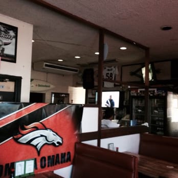 Kuni Restaurant - For Bruddah Dean - photo of da lounge side - Japanese Near Me - Waipahu, Hawaii