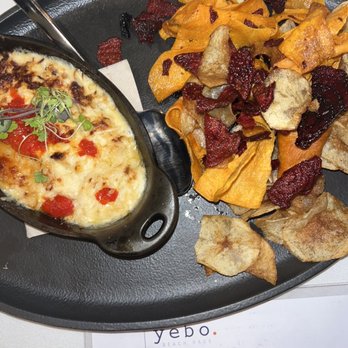 Yebo Beach Haus - Crab dip - lump crab, Gruyère cheese, peppadew relish, sweet potato & beet chips - New American Near Me - Atlanta, Georgia Yebo Beach Haus - Crab dip - lump crab, Gruyère cheese, peppadew relish, sweet potato & beet chips - New American Near Me - Atlanta, Georgia